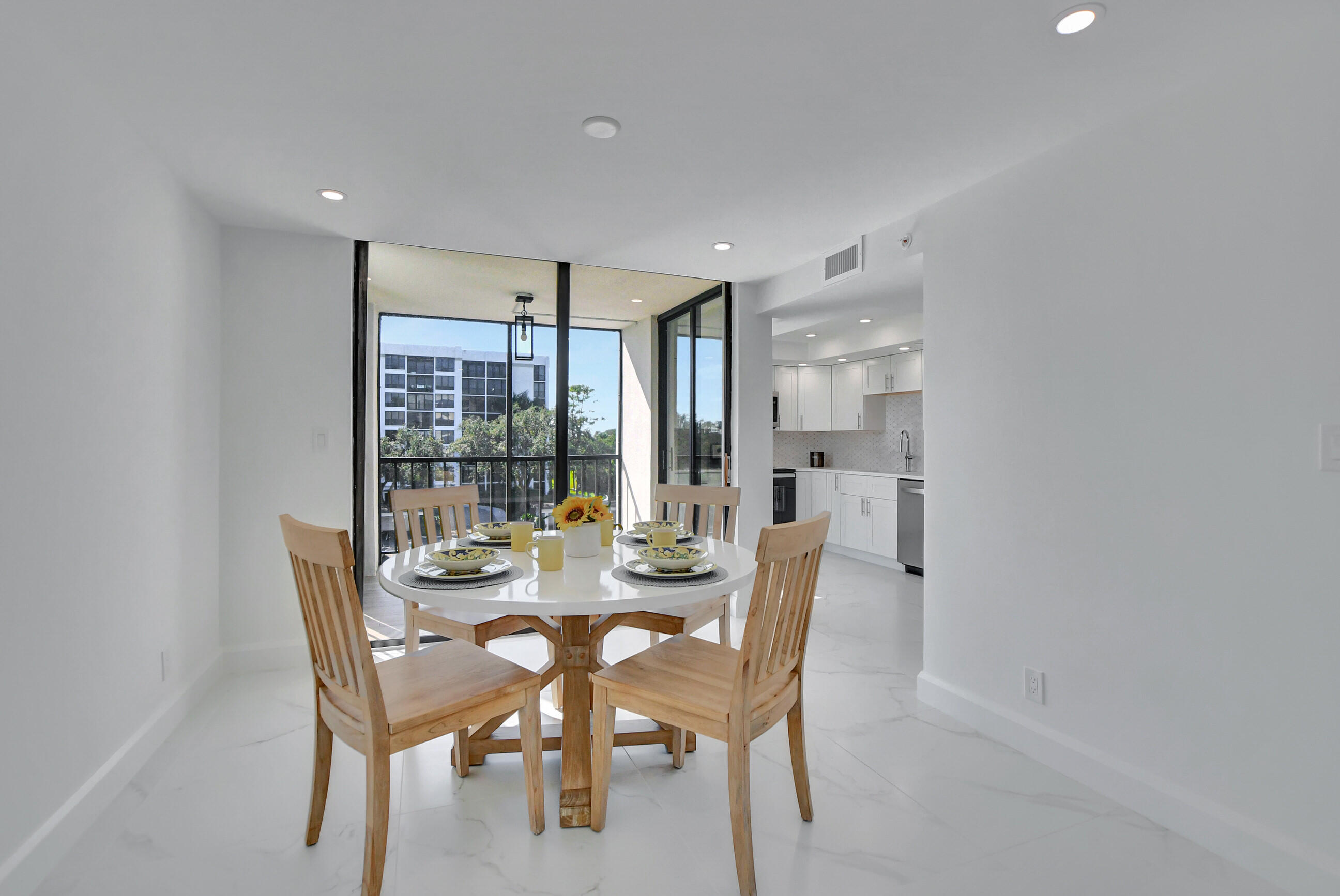 7819 Lakeside Boulevard, Unit 842 Boca Raton, FL 33434 - Photo 3 of 58 06_dsc_0241