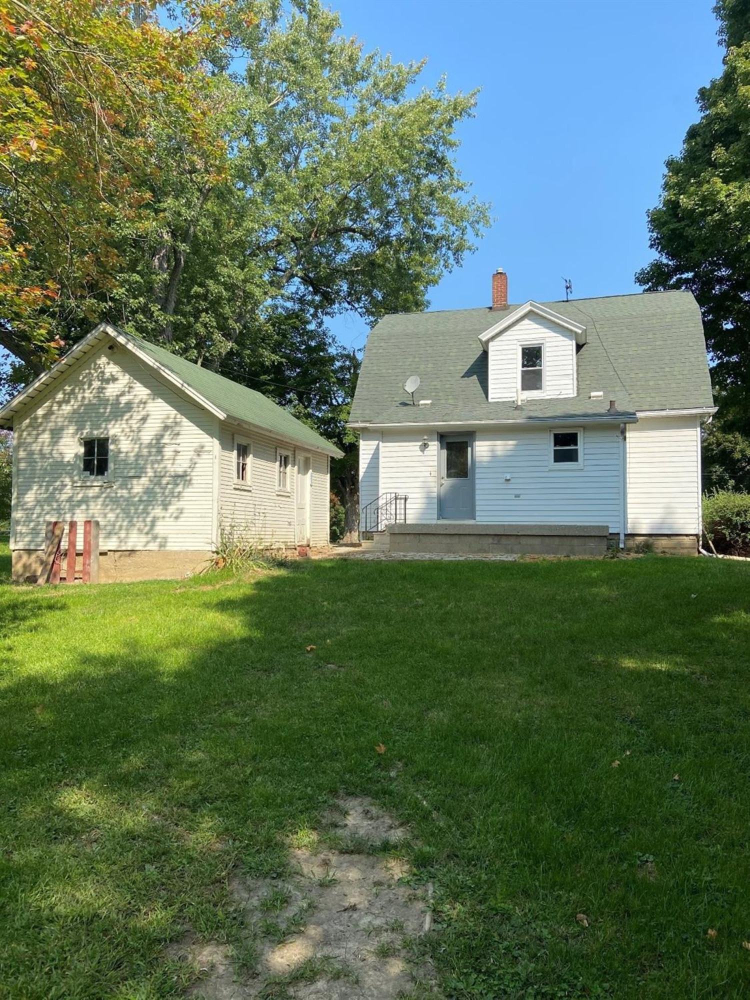 421 Territorial Road Manchester, MI 48158 - Photo 2 of 13 Photo 2