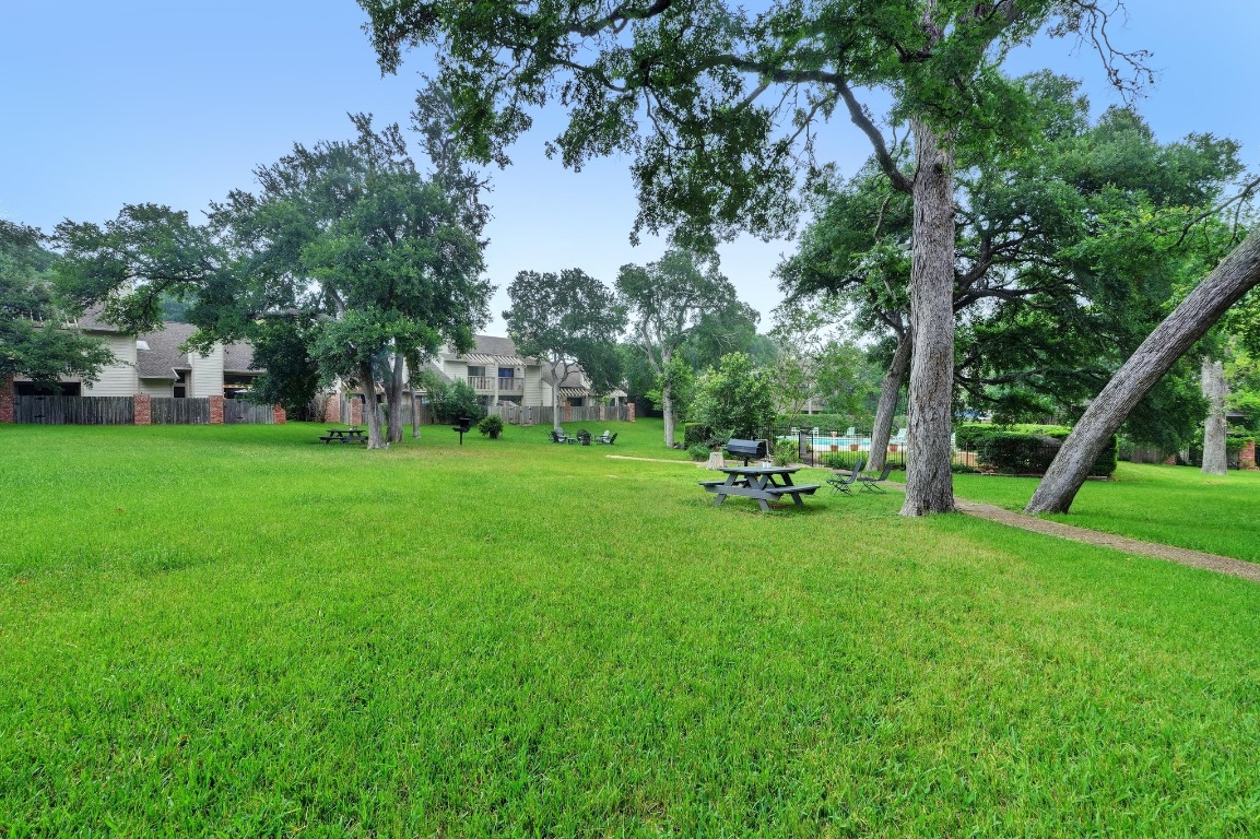 3801 Menchaca Road, Unit 5 Austin, TX 78704 - Photo 36 of 40