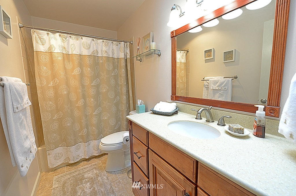 20020 York Road Bothell, WA 98012 - Photo 14 of 23