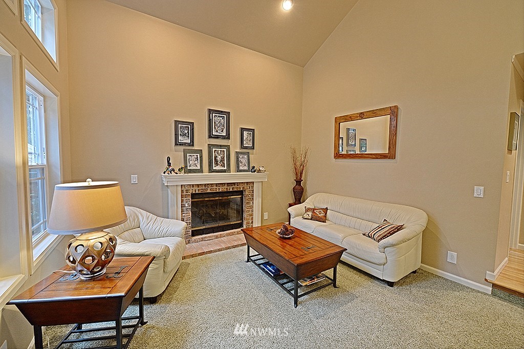 20020 York Road Bothell, WA 98012 - Photo 4 of 23