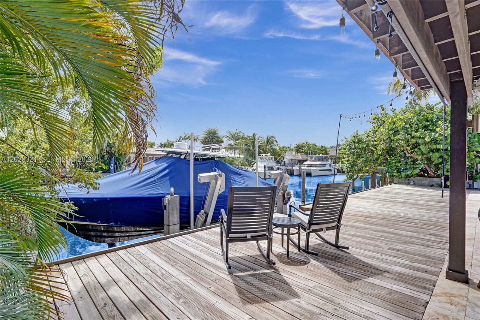 1912 Northeast 119th Road North Miami, FL 33181 - Photo 17 of 21