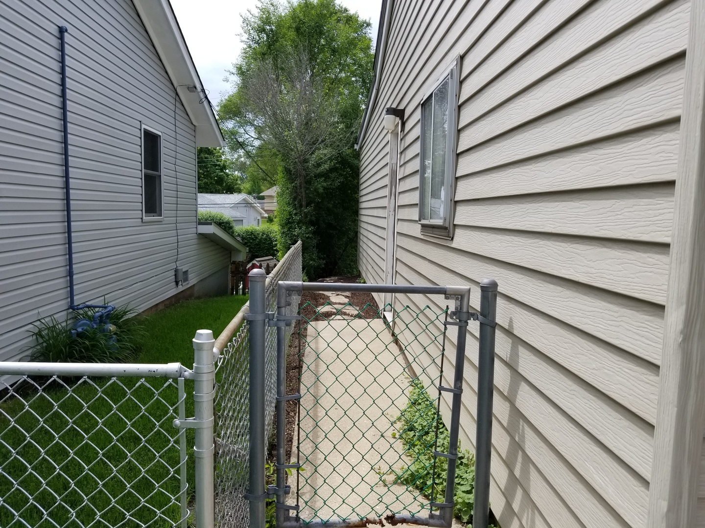 412 South Oltendorf Road Streamwood, IL 60107 - Photo 31 of 35
