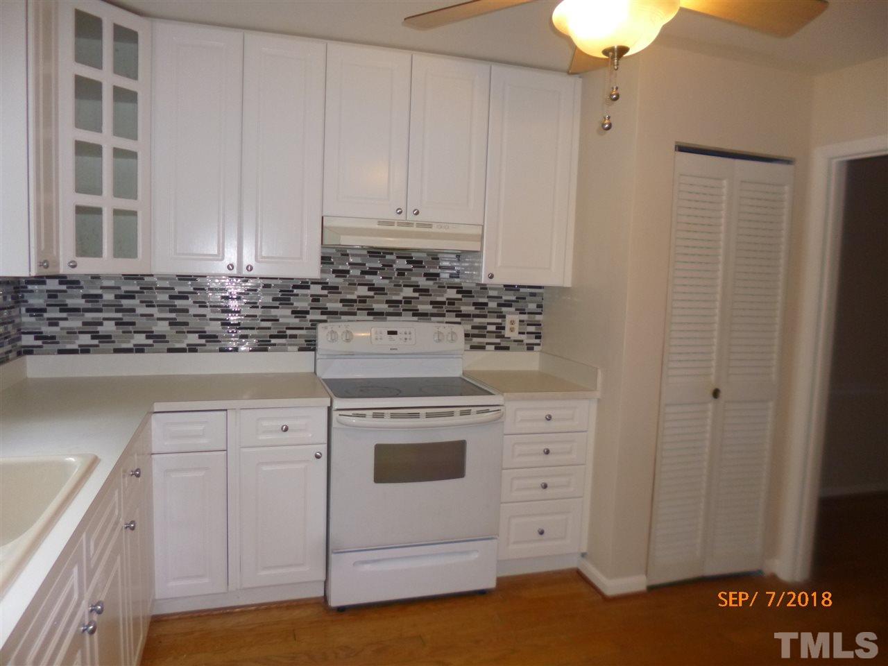 1335 Springlawn Court Raleigh, NC 27609 - Photo 5 of 25