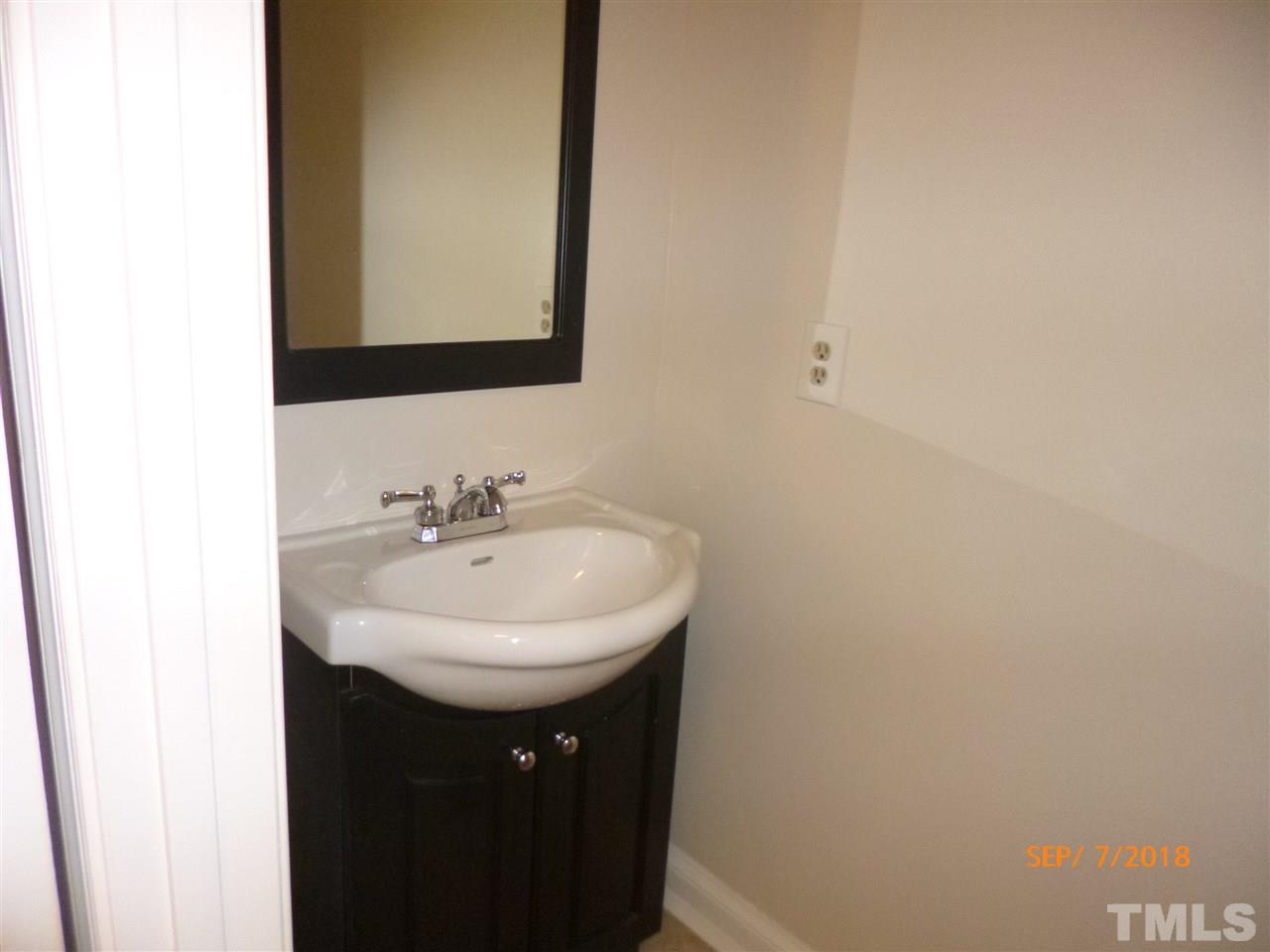 1335 Springlawn Court Raleigh, NC 27609 - Photo 10 of 25