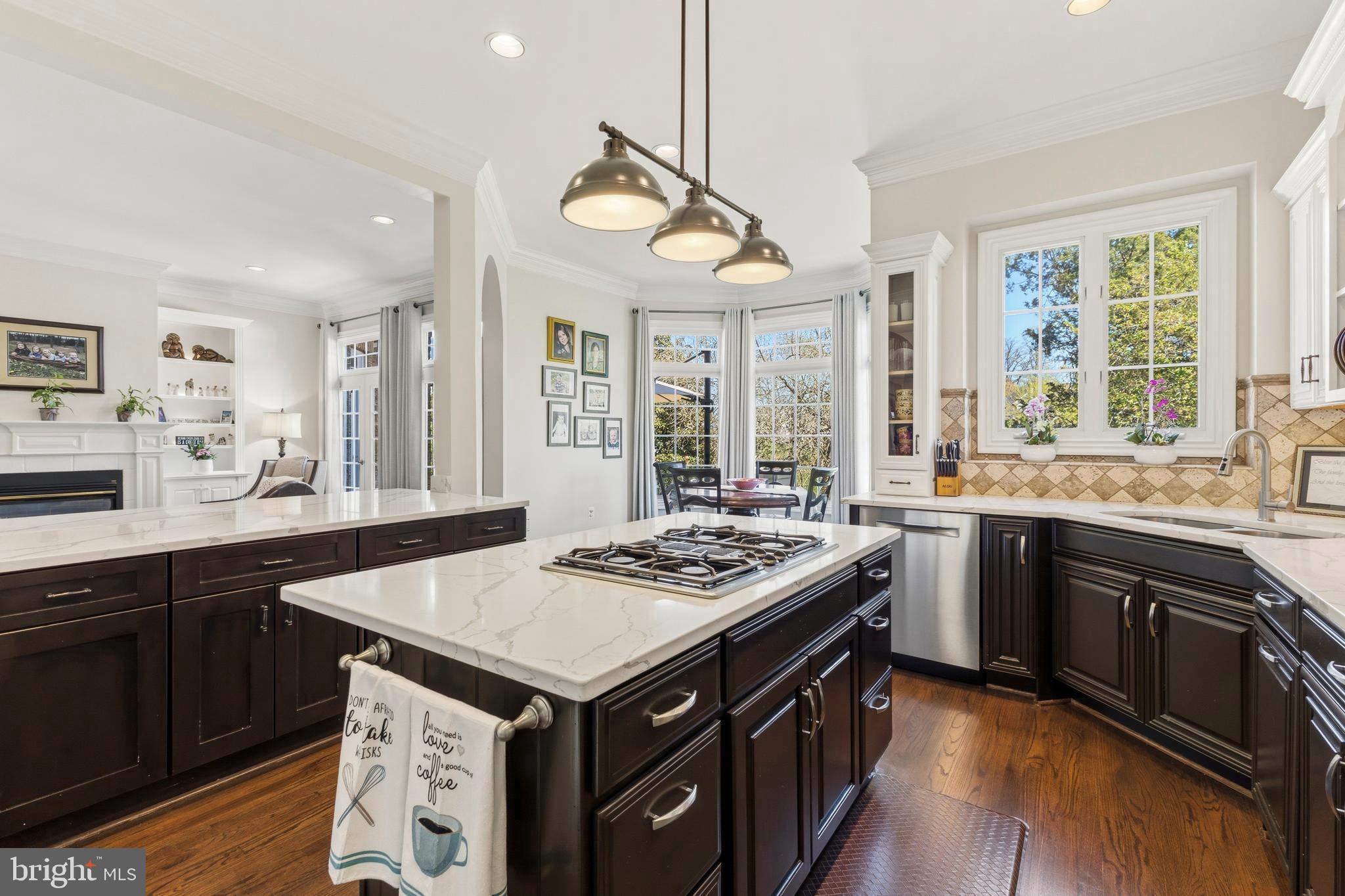 8306 Roxborough Loop Gainesville, VA 20155 - Photo 35 of 115