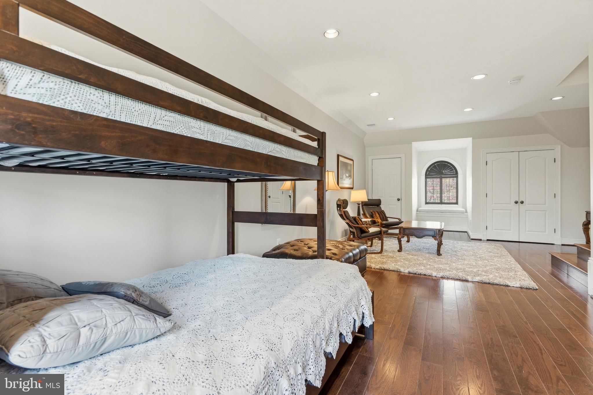 8306 Roxborough Loop Gainesville, VA 20155 - Photo 56 of 115