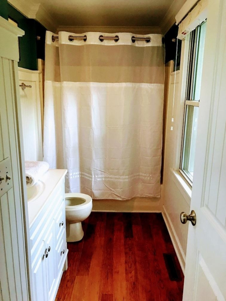 2801 Niles Road St. Joseph, MI 49085 - Photo 29 of 43 2801 Niles Bathroom off of kitchen