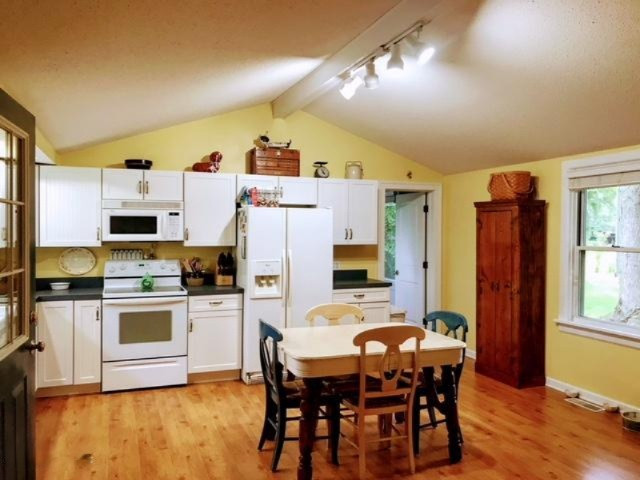 2801 Niles Road St. Joseph, MI 49085 - Photo 8 of 43 2801 Niles Kitchen 2