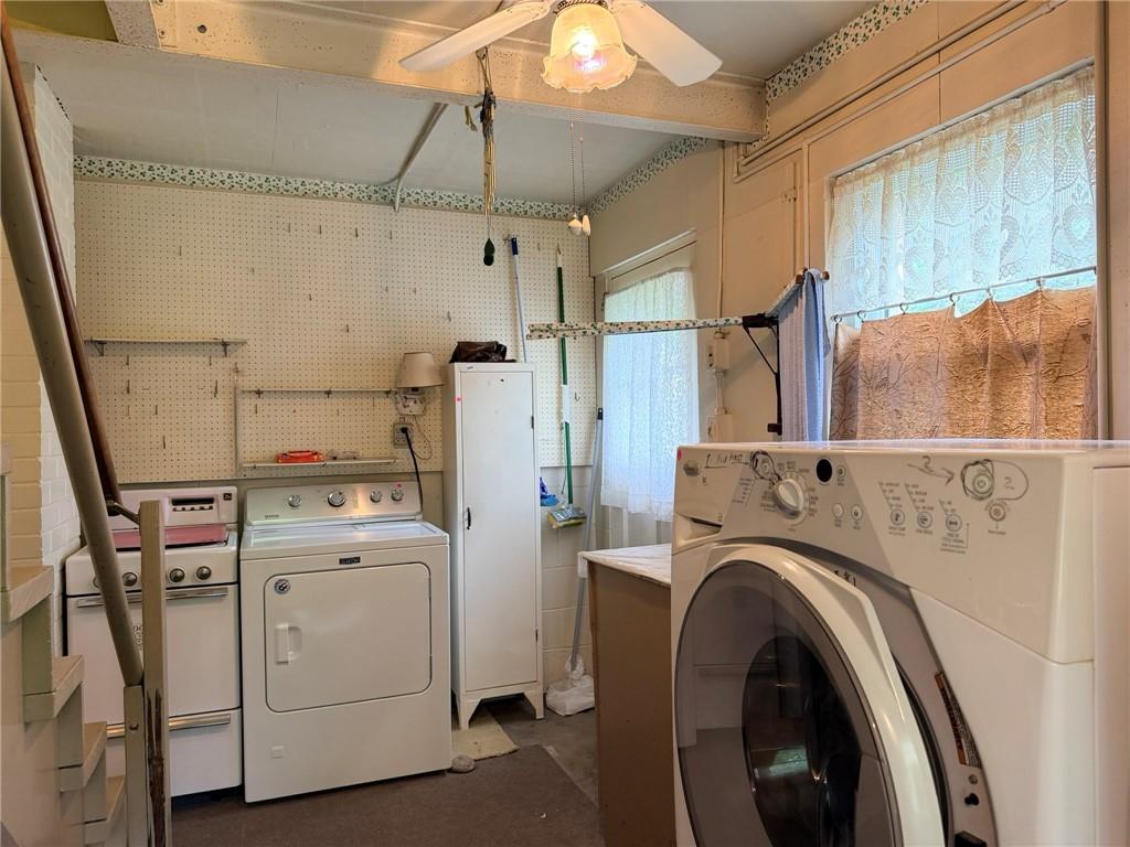 96 South Kings Creek Road Burgettstown, PA 15021 - Photo 13 of 48 Lower Level Laundry