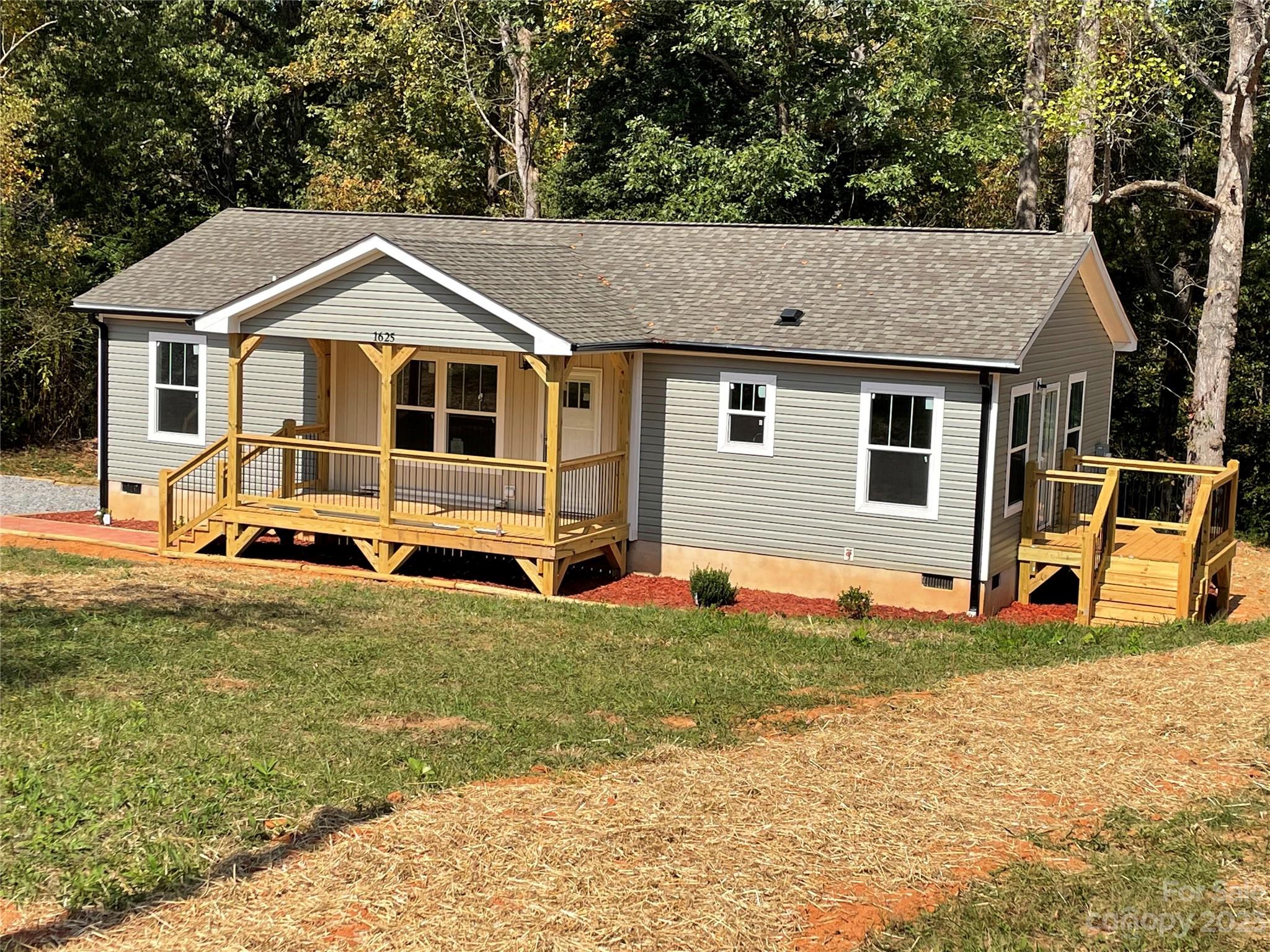 1625 Amherst Road Morganton, NC 28655 - Photo 1 of 34 Gallery Image 1