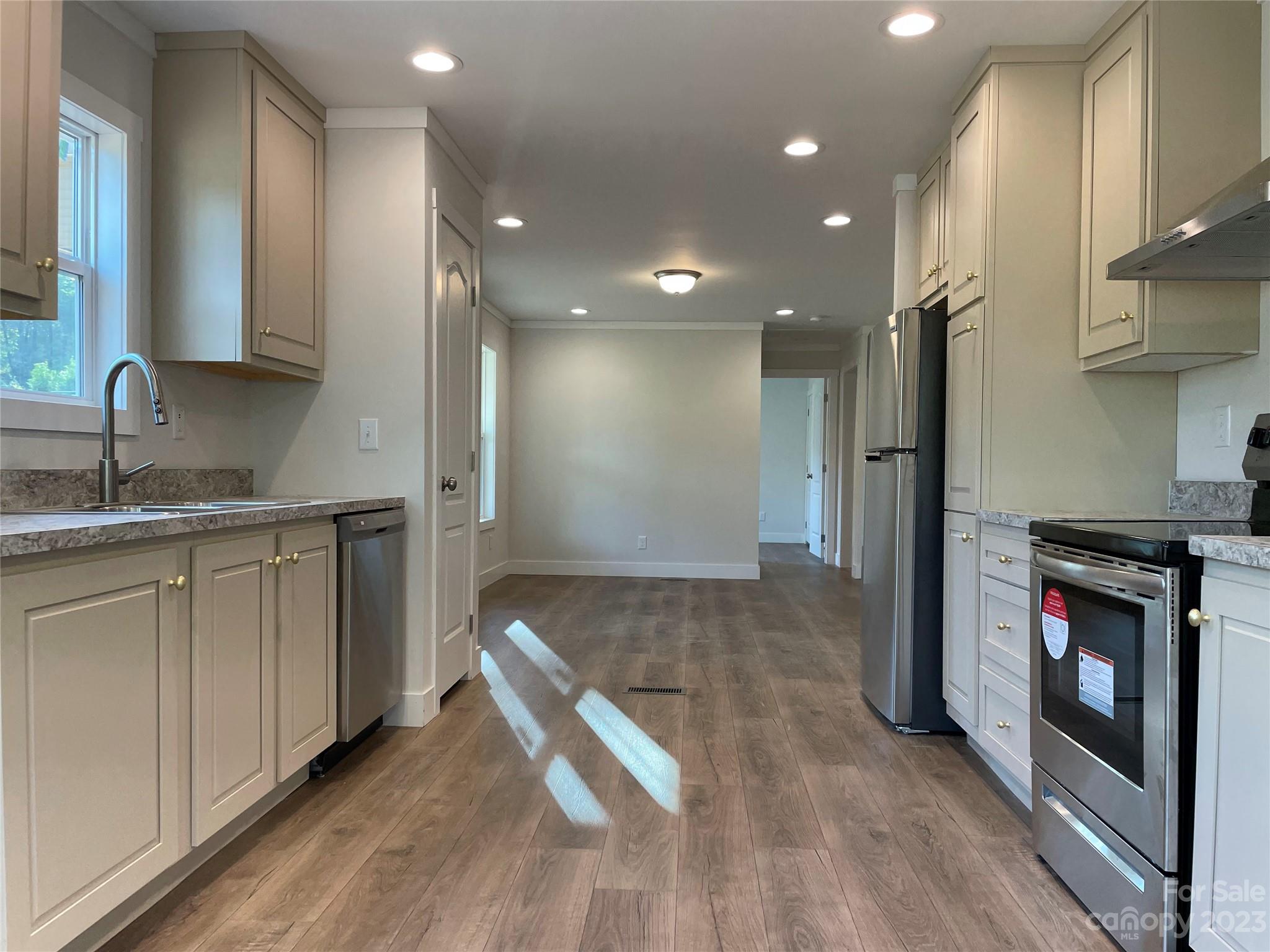 1625 Amherst Road Morganton, NC 28655 - Photo 11 of 34 Gallery Image 11