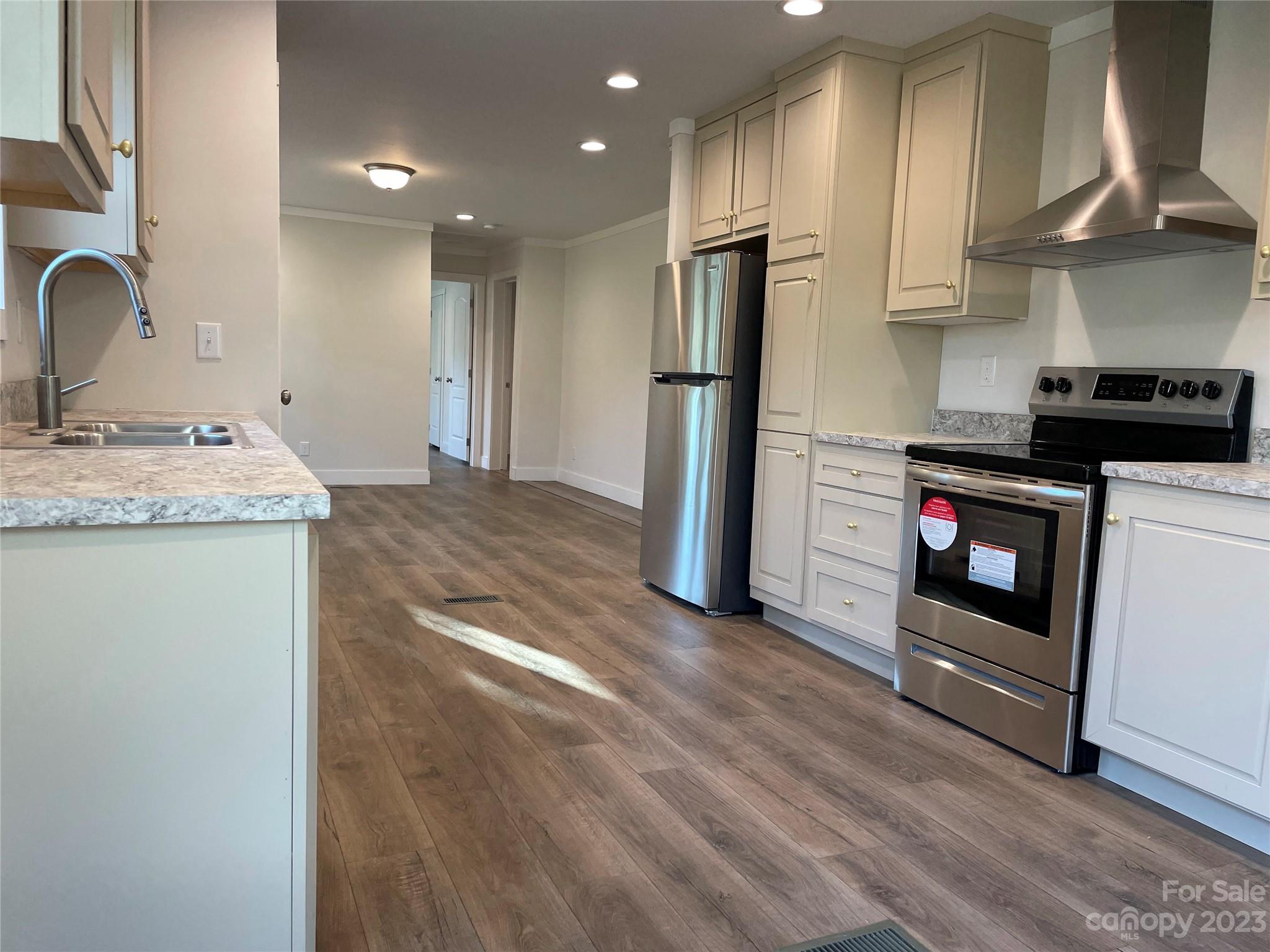 1625 Amherst Road Morganton, NC 28655 - Photo 12 of 34 Gallery Image 12