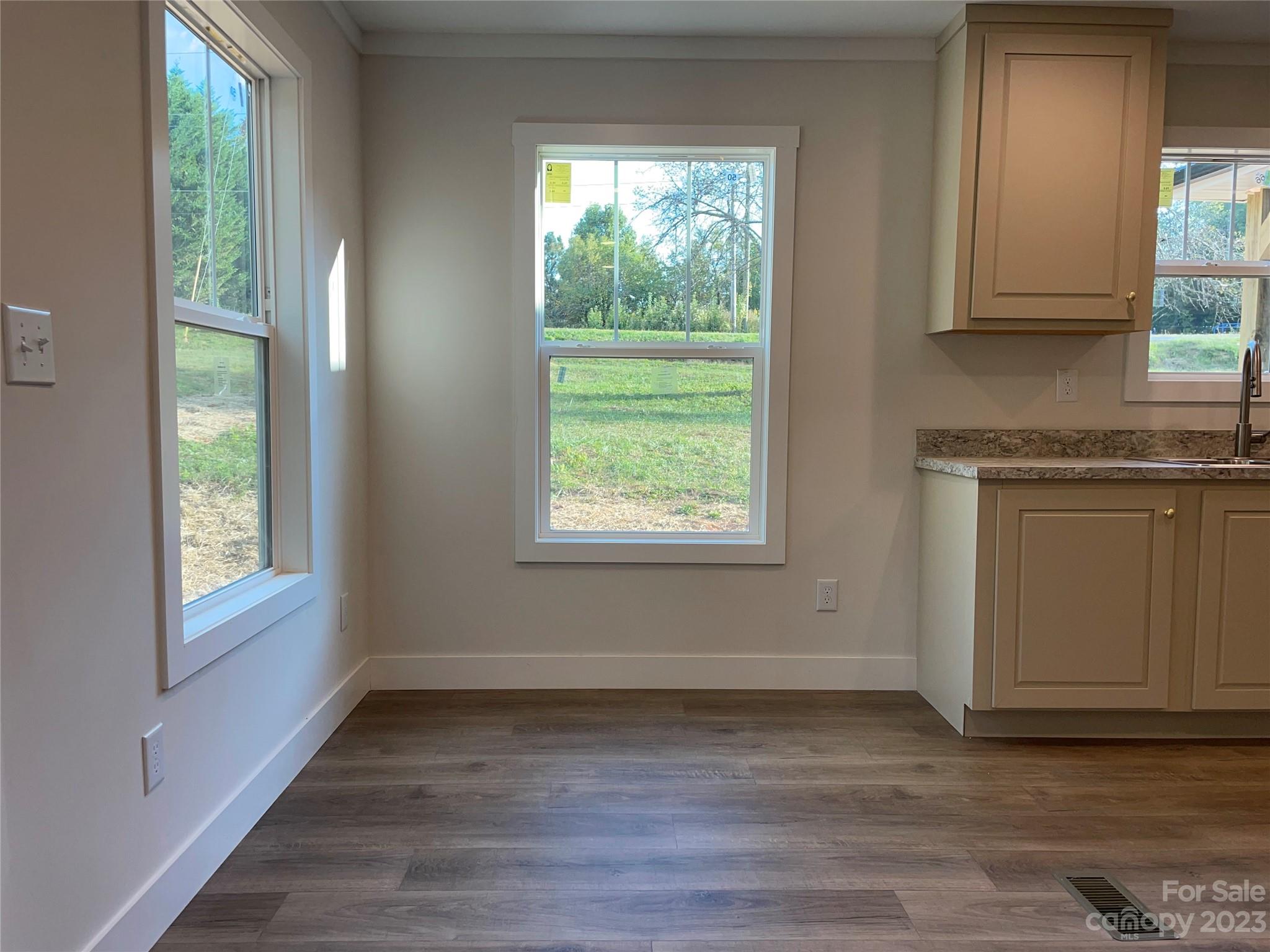 1625 Amherst Road Morganton, NC 28655 - Photo 13 of 34 Gallery Image 13