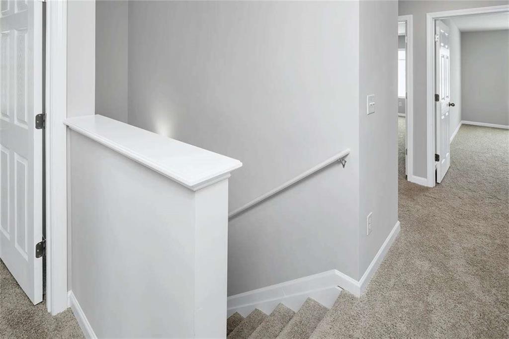 197 Lauritsen Way Newnan, GA 30265 - Photo 21 of 33 a view of hallway
