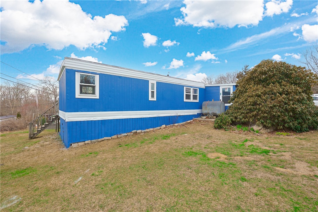 301 Bulgarmarsh Road Tiverton, RI 02878 - Photo 5 of 34 Gallery Image 5