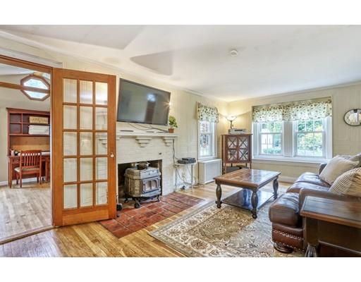 43 Greenacre Road Westwood, MA 02090 - Photo 4 of 20 Gallery Image 4
