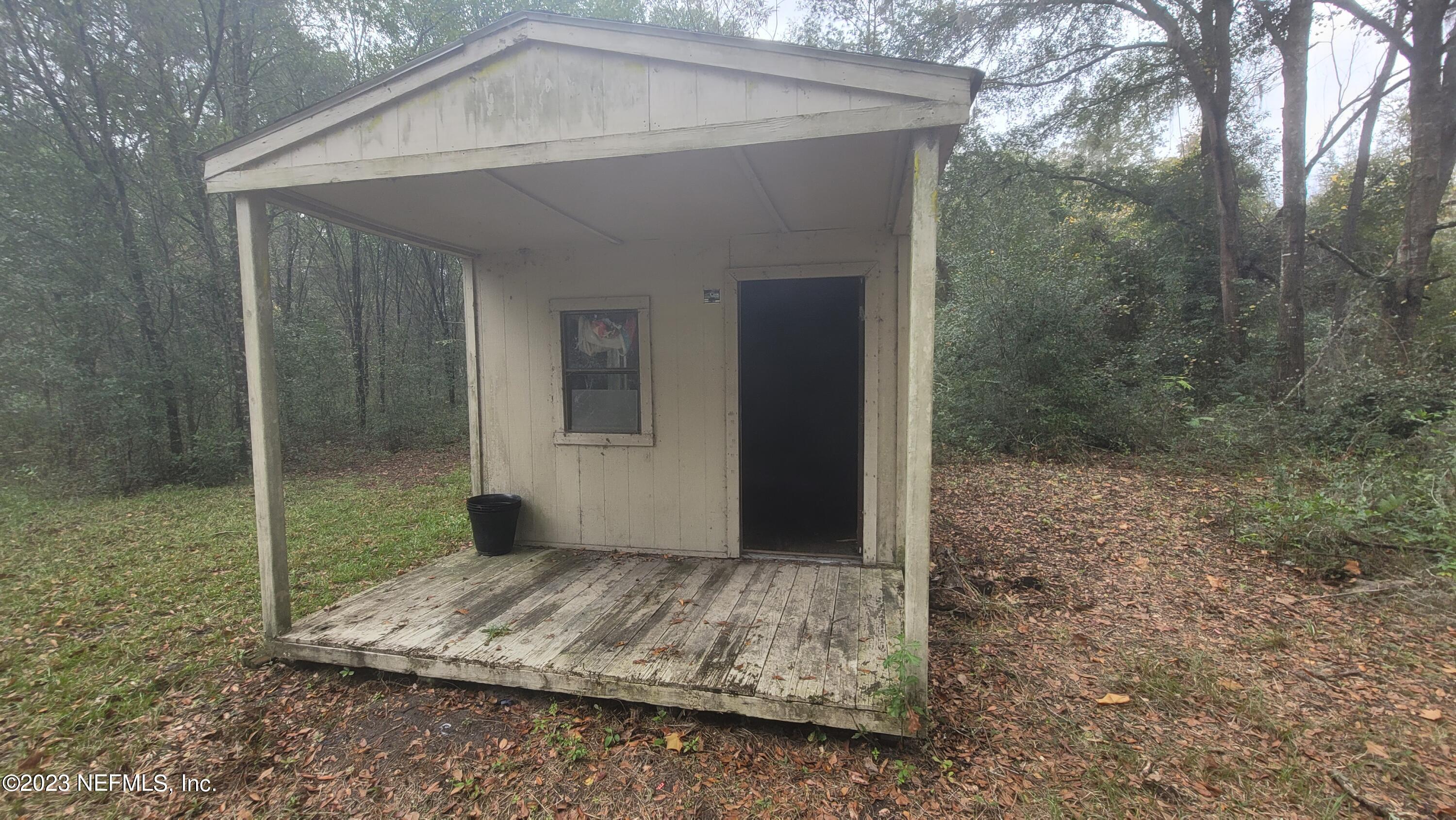 21419 Northwest County 1493 Road Alachua, FL 32615 - Photo 27 of 33 Shed