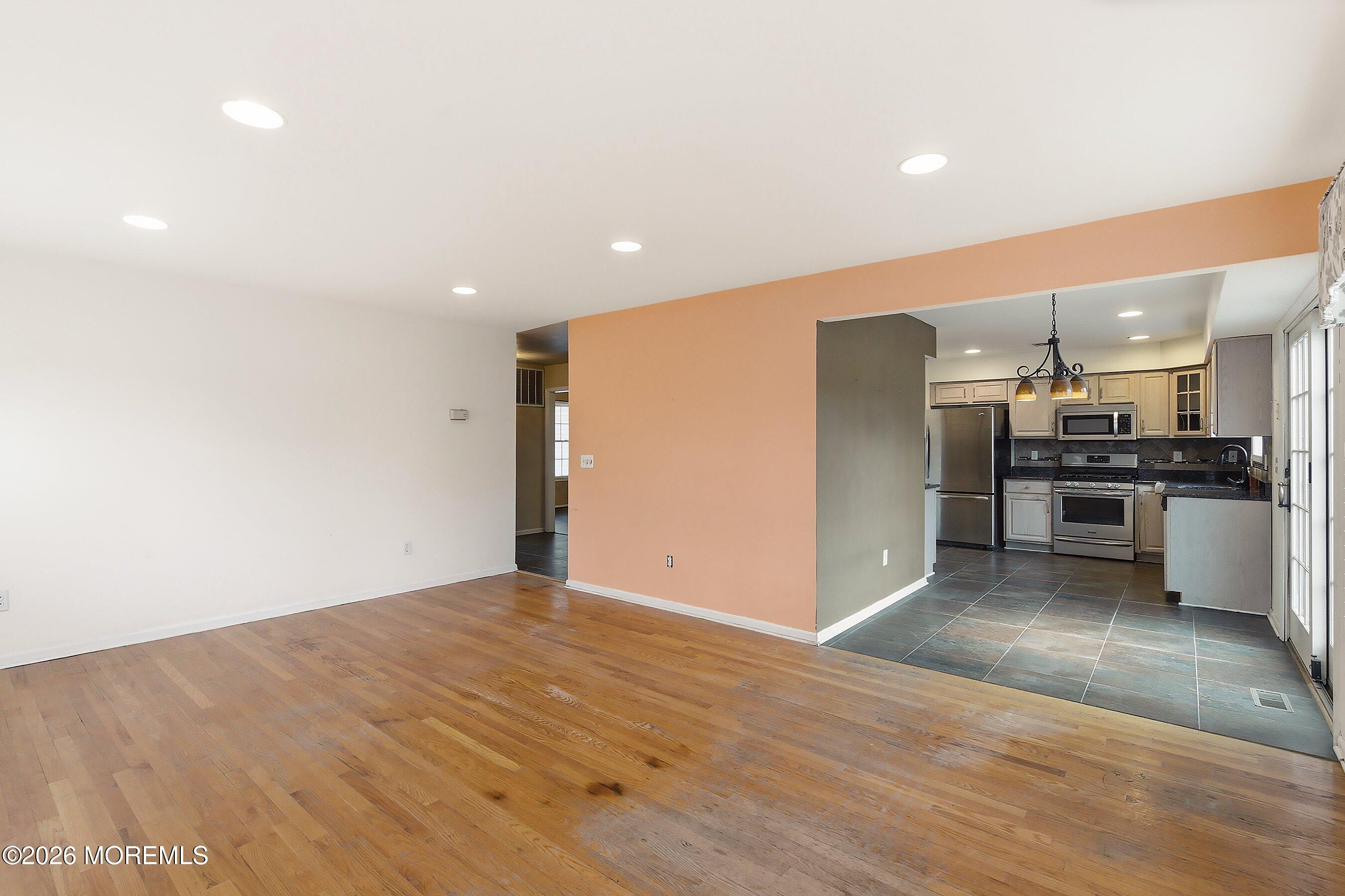 579 Harbor Road Brick, NJ 08724 - Photo 18 of 84 Family room to kitchen