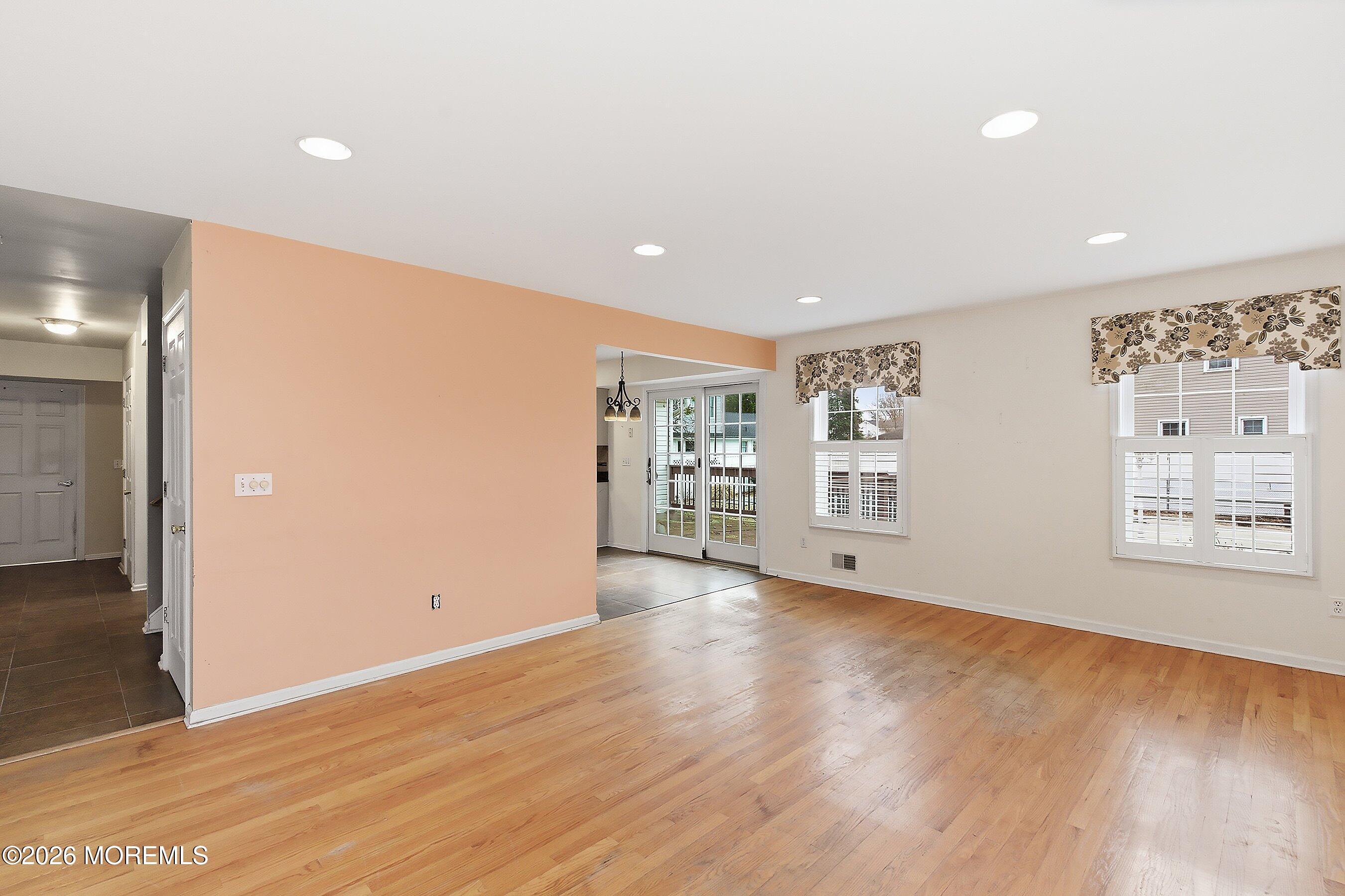 579 Harbor Road Brick, NJ 08724 - Photo 19 of 84 Family room