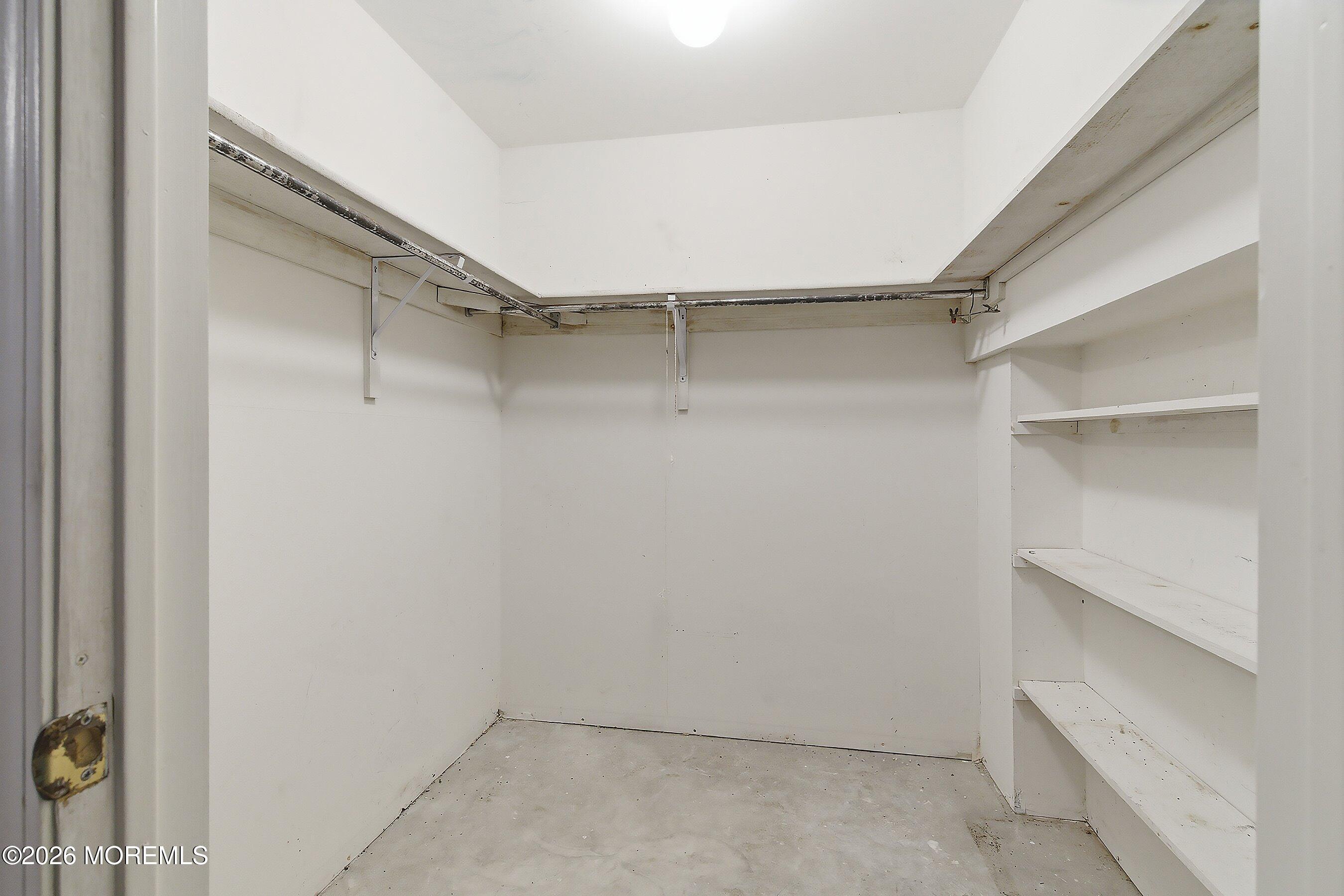 579 Harbor Road Brick, NJ 08724 - Photo 32 of 84 Primary walk-in
