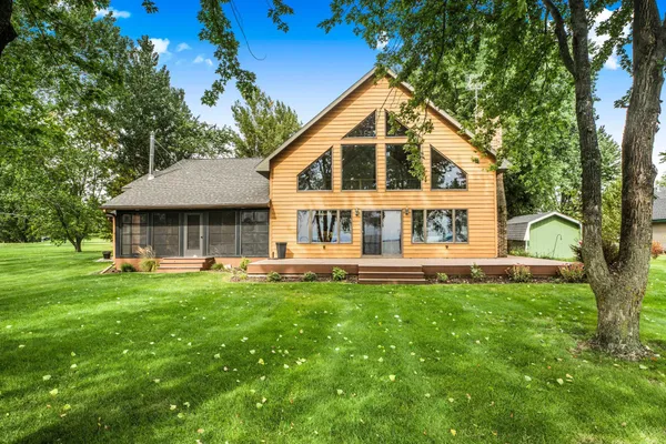 $917,400 | 10360 Benesh Drive, Alexandria, MN 56308