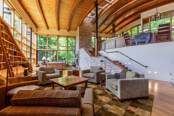 $4,999,000 | 454 Mountain Road, Stratton, VT 05360