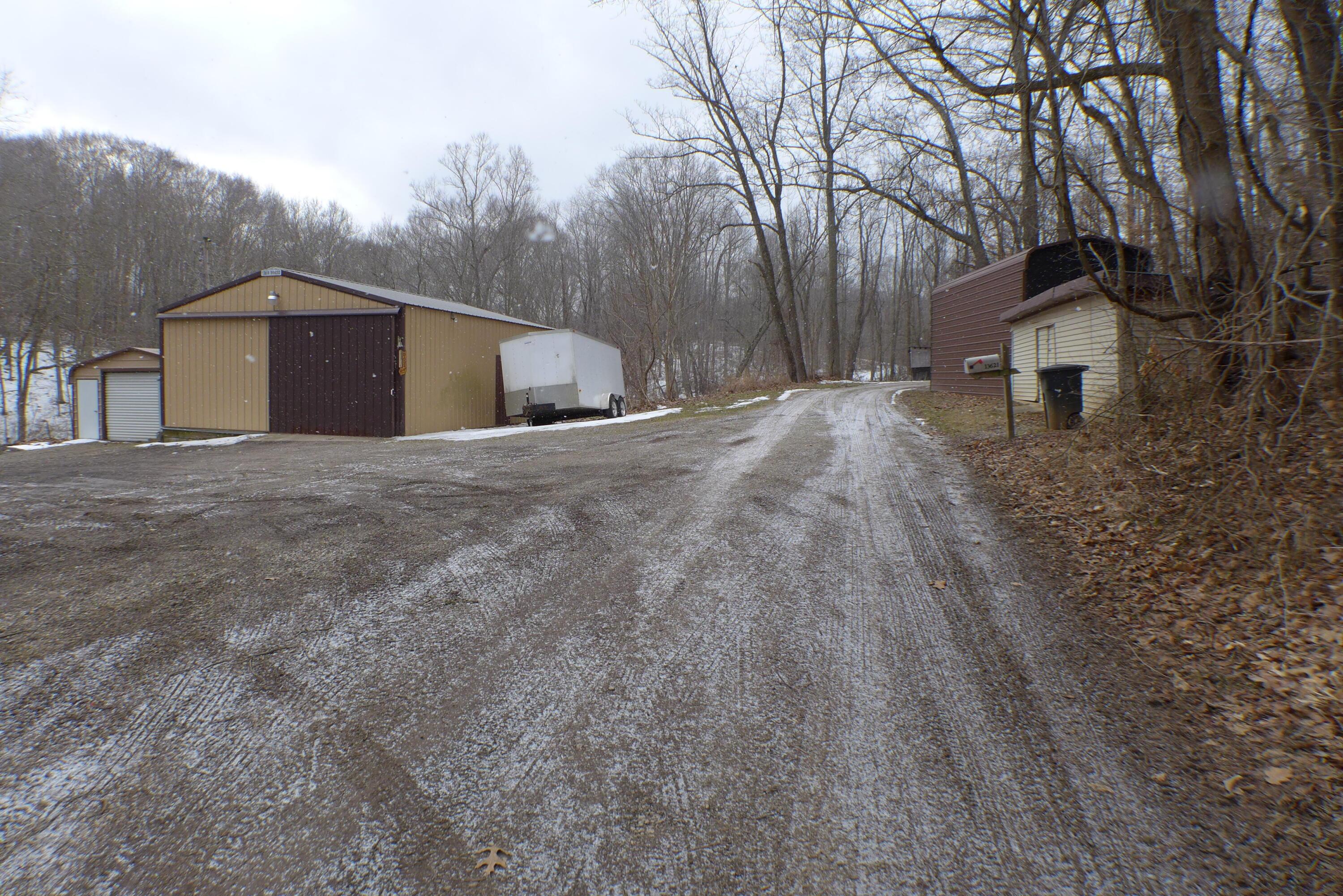13621 Burns Road Amanda, OH 43102 - Photo 9 of 41 P1120085