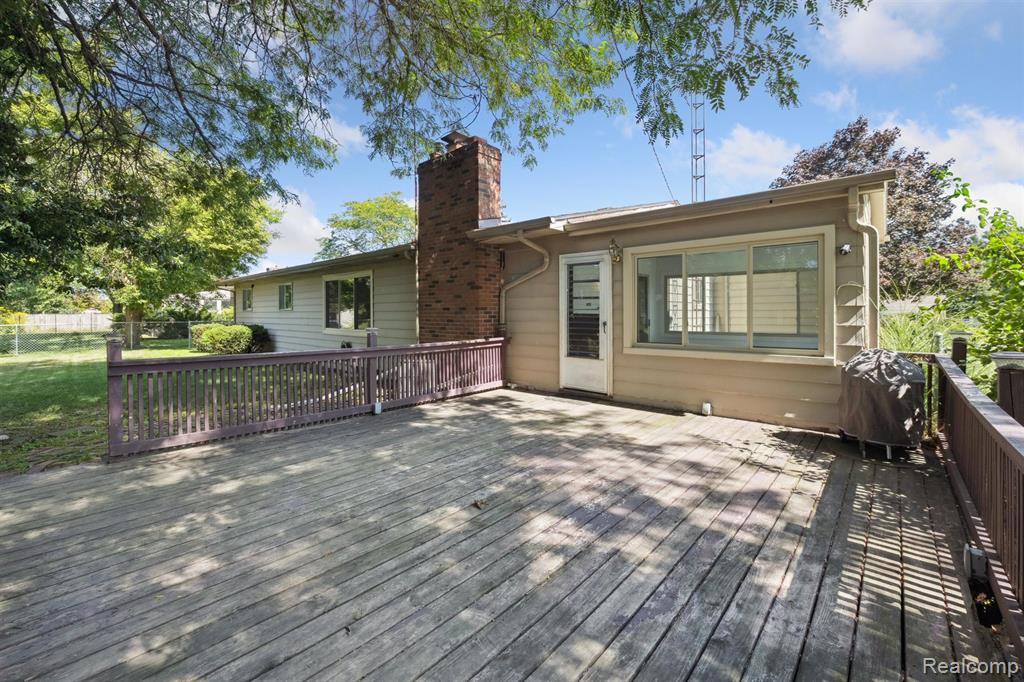 3196 Red Barn Road Flint, MI 48507 - Photo 34 of 45 Gallery Image 34