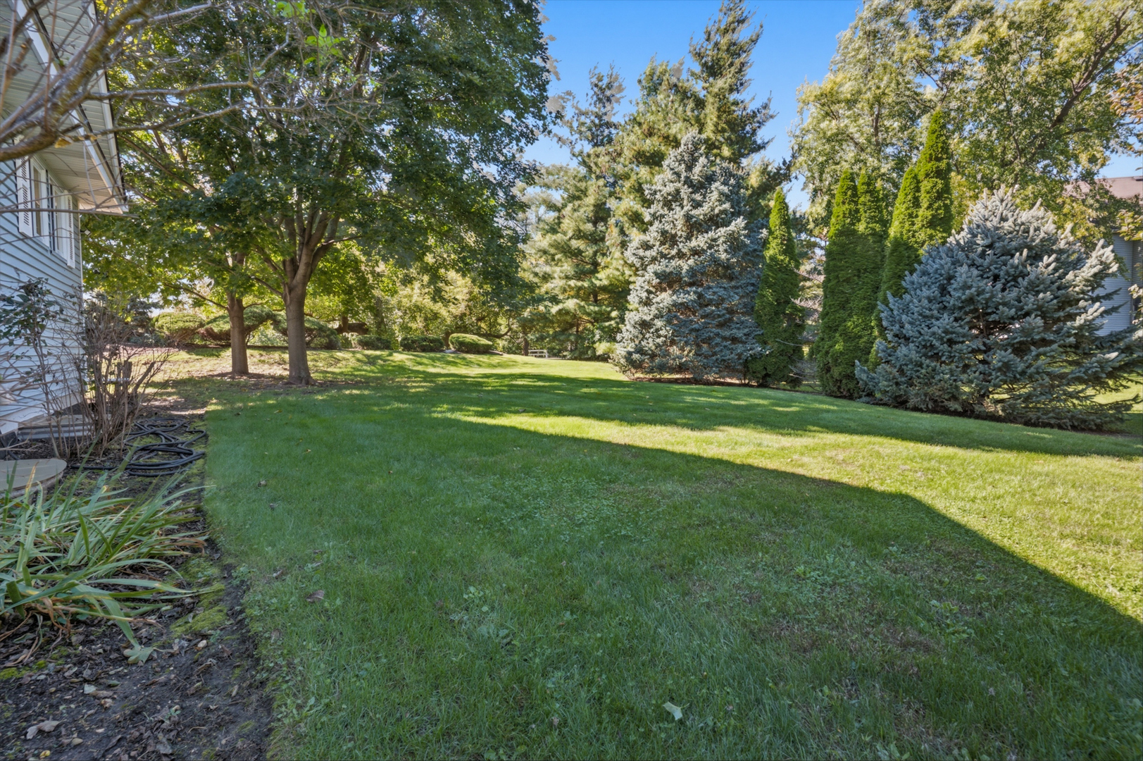 2001 Red Barn Road Woodstock, IL 60098 - Photo 37 of 44 Gallery Image 37