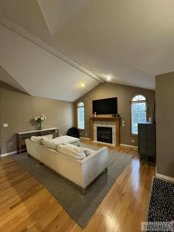 $1,950 | 945 Summer Court, Idaho Falls, ID 83404