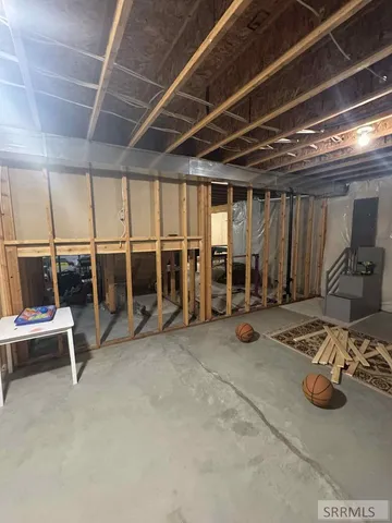 $1,950 | 945 Summer Court, Idaho Falls, ID 83404