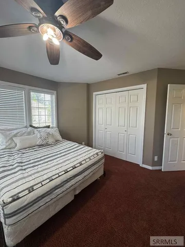 $1,950 | 945 Summer Court, Idaho Falls, ID 83404