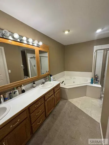 $1,950 | 945 Summer Court, Idaho Falls, ID 83404