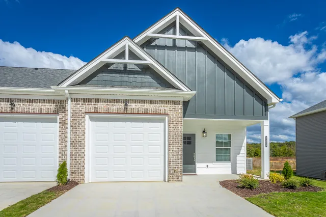 $284,000 | 4874 Fannon Drive, Unit 12, Ooltewah, TN 37363