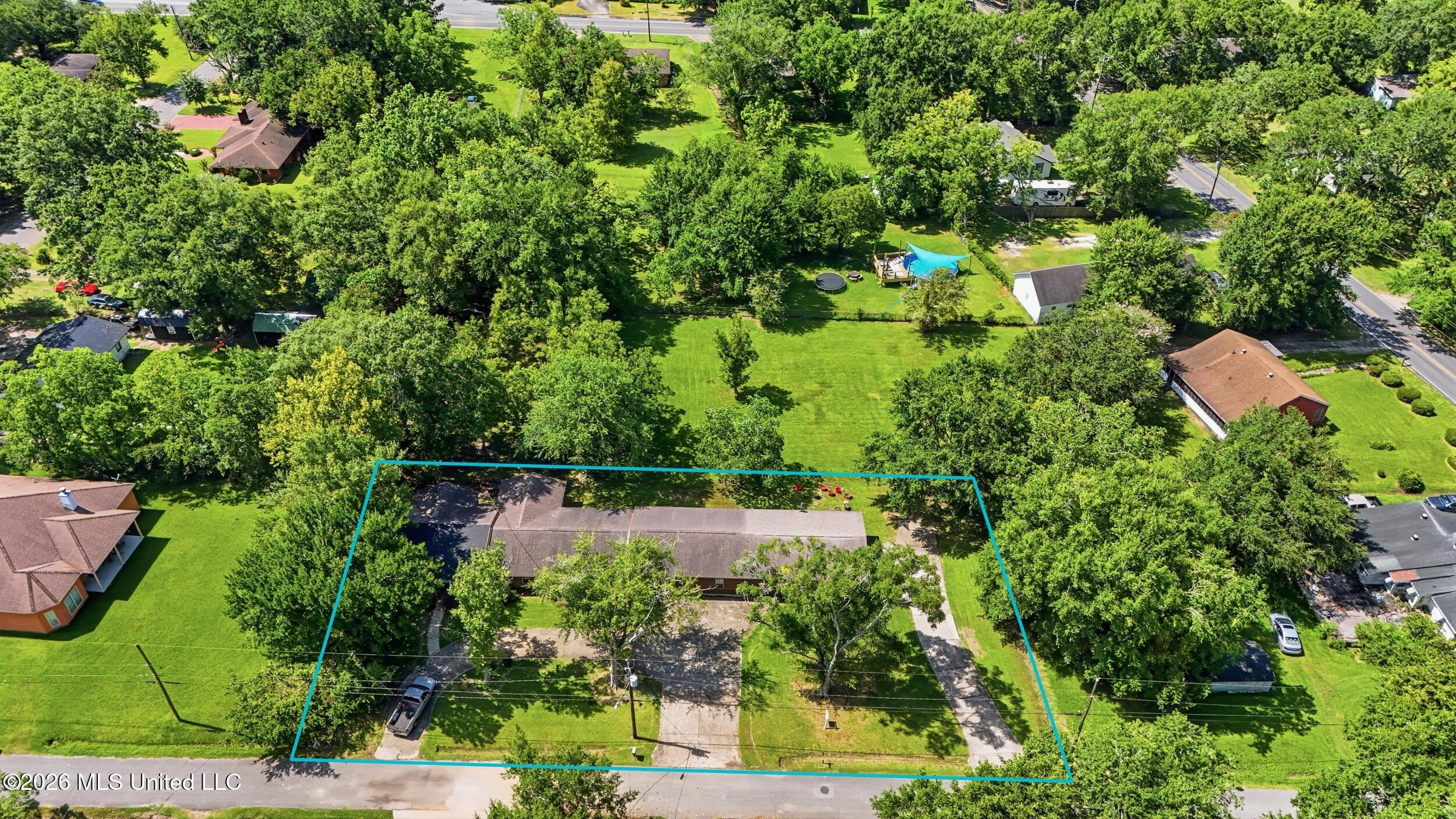 3518 Hemlock Avenue Moss Point, MS 39563 - Photo 52 of 62 58_e4ff976d-2a0e-4116-9f82-9f8806680bee