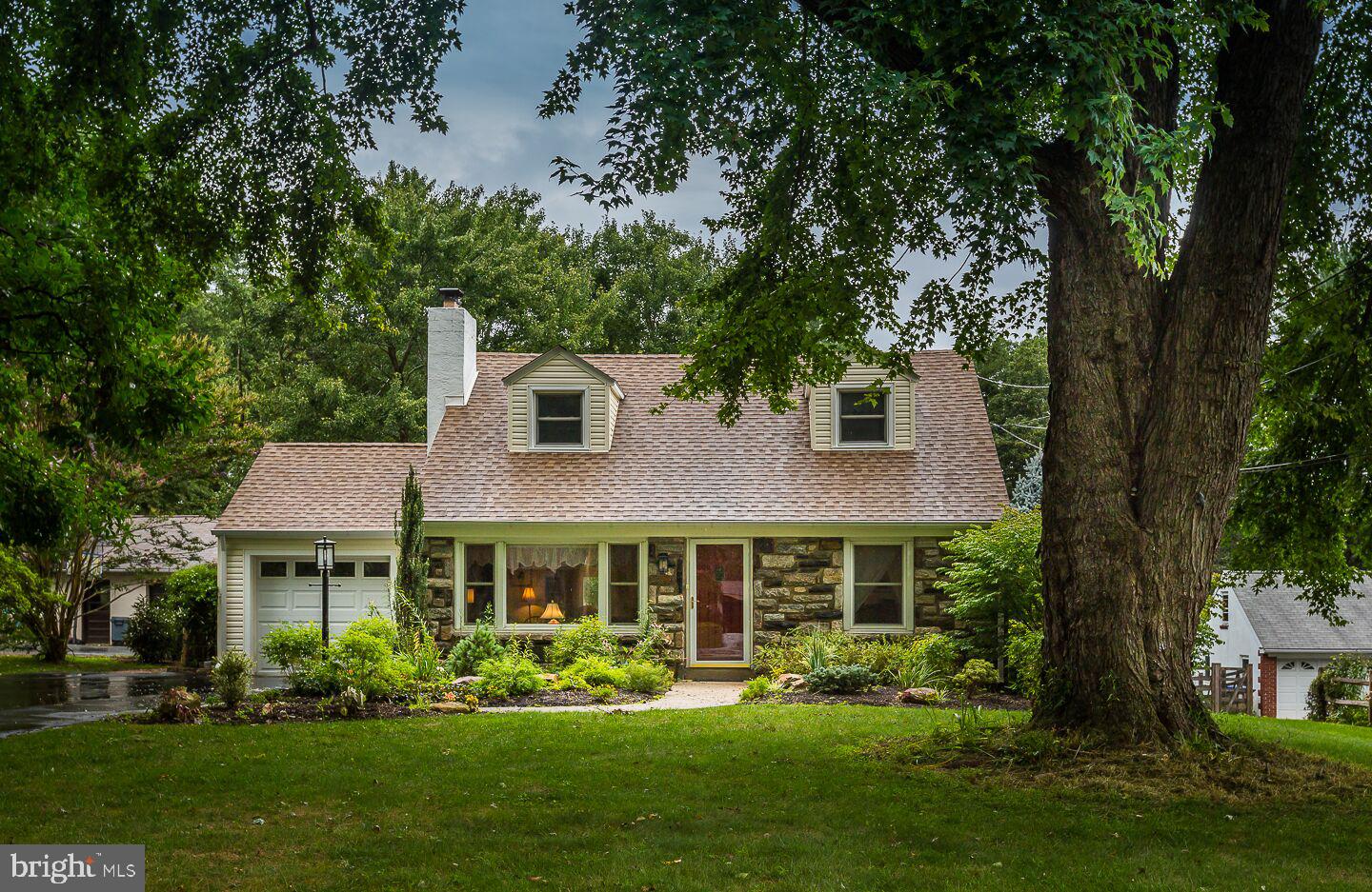 146 Ridgefield Road Newtown Square, PA 19073 - Photo 1 of 38 Beautiful cape with 1st floor master