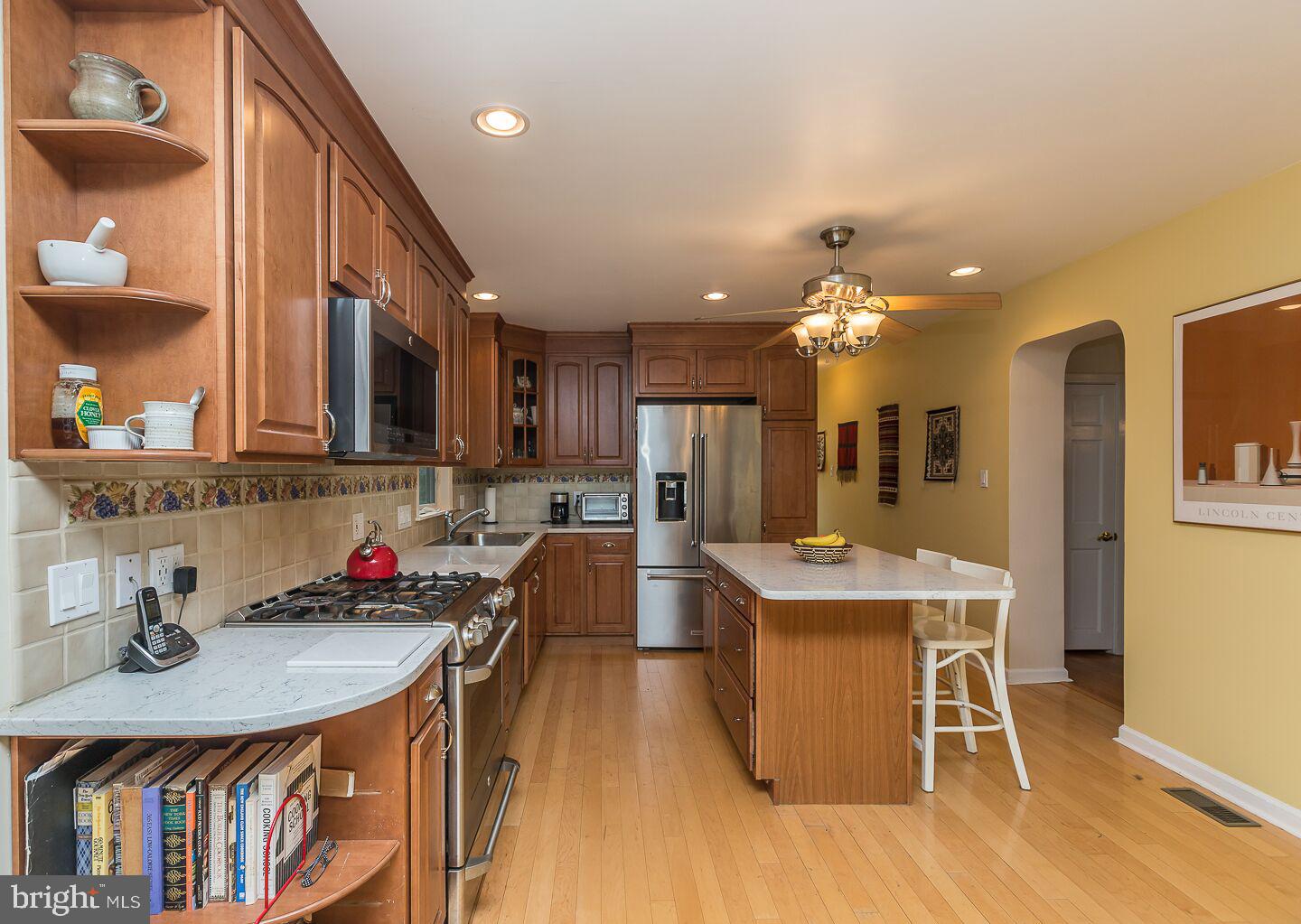 146 Ridgefield Road Newtown Square, PA 19073 - Photo 17 of 38 Kitchen