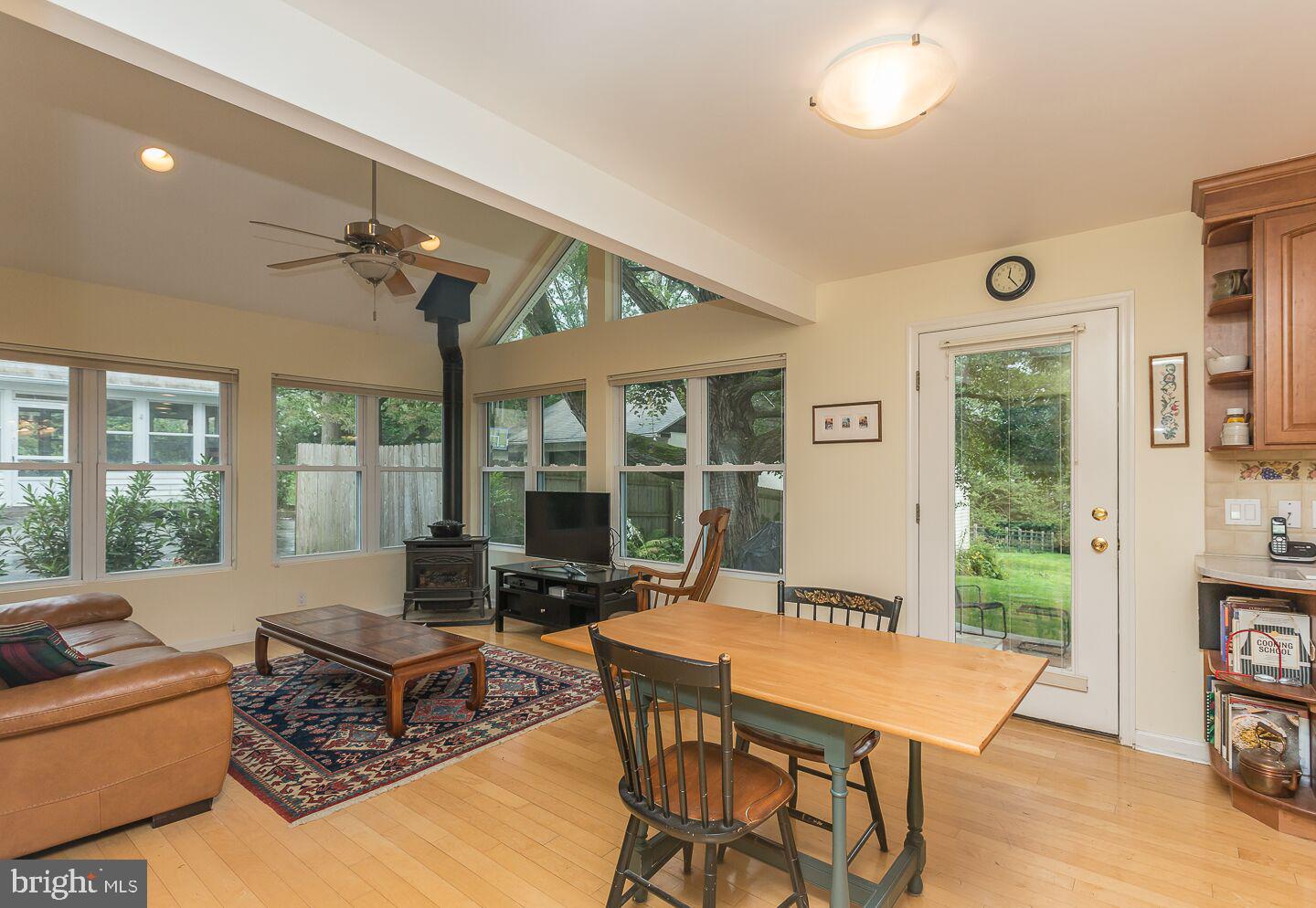 146 Ridgefield Road Newtown Square, PA 19073 - Photo 18 of 38 Family room