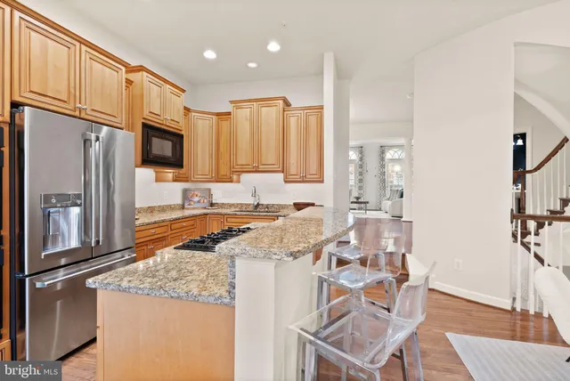 $1,185,000 | 7721 Spoleto Lane, Unit 9, McLean, VA 22102