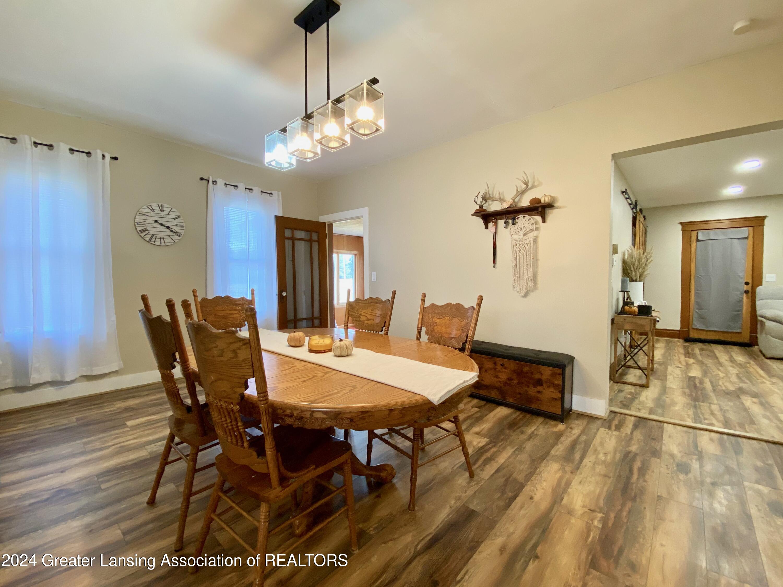 2820 Lehman Road Dewitt, MI 48820 - Photo 9 of 47 dining room