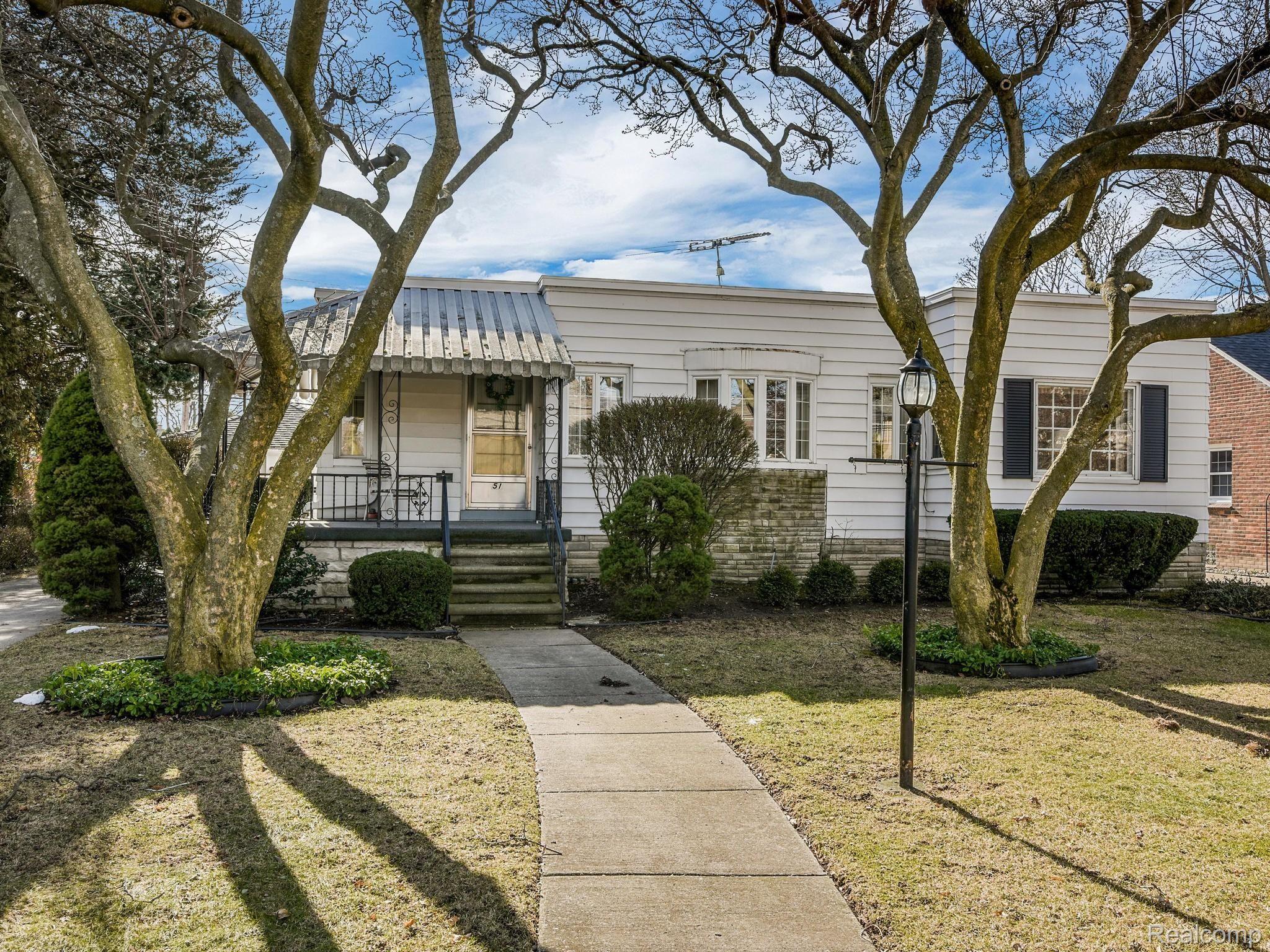 51 Vernier Road Grosse Pointe, MI 48236 - Photo 1 of 28 51 Vernier Rd Grosse Pointe-033-032-51 Vernier Rd Grosse Pointe-MLS_Size.jpg