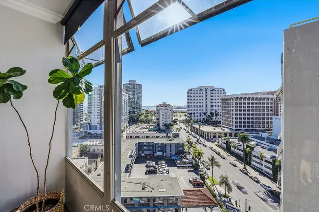 $399,000 | 100 Atlantic Avenue, Unit 1116, Long Beach, CA 90802