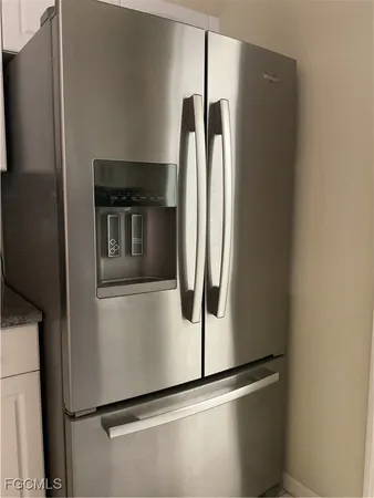 $2,400 | 3920 Southeast 2nd Place, Cape Coral, FL 33904