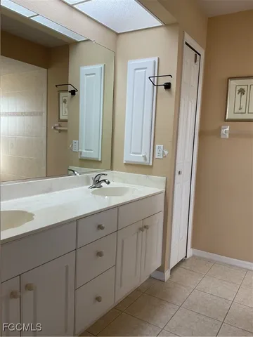 $2,700 | 3920 Southeast 2nd Place, Cape Coral, FL 33904