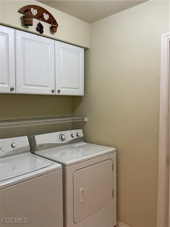 $2,400 | 3920 Southeast 2nd Place, Cape Coral, FL 33904