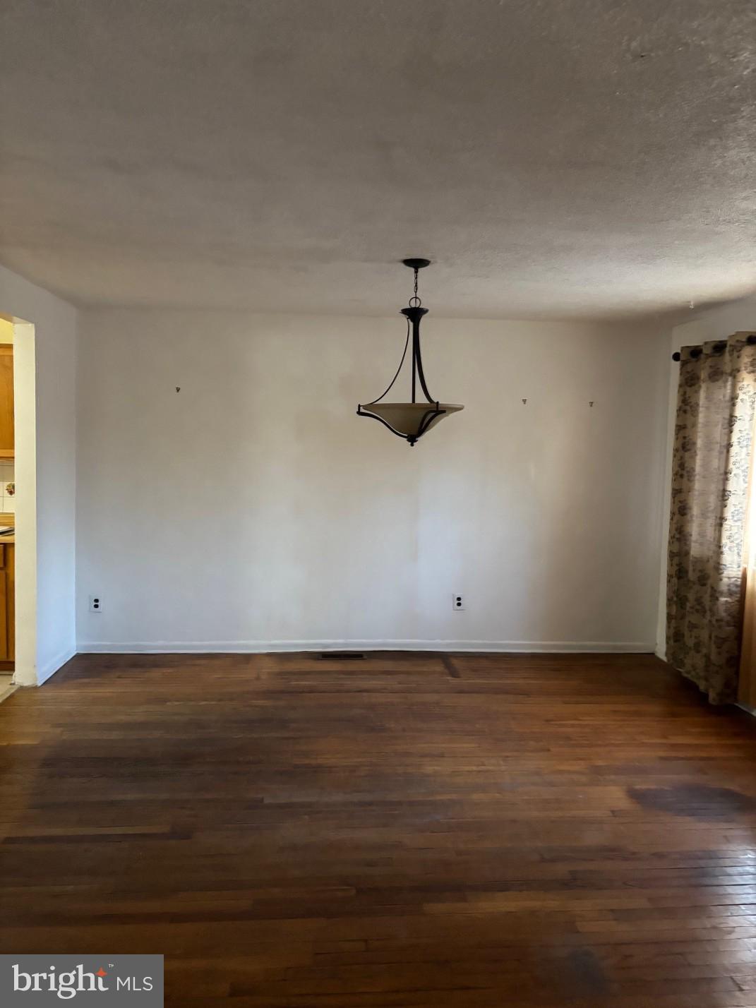 633 Raleigh Place Southeast Washington, DC 20032 - Photo 7 of 25 Dining Room