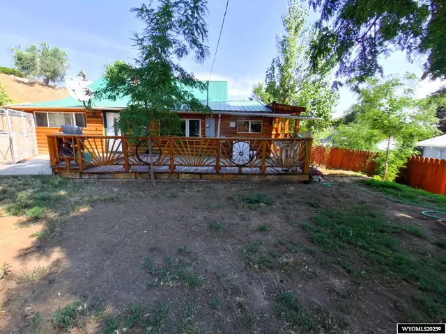 $199,000 | 823 Fremont Street, Thermopolis, WY 82443