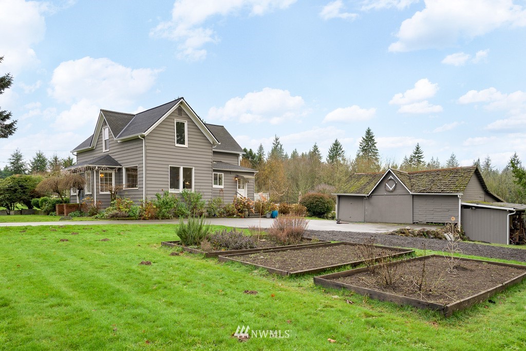 20981 Pugh Road Northeast Poulsbo, WA 98370 - Photo 3 of 40 Gallery Image 3