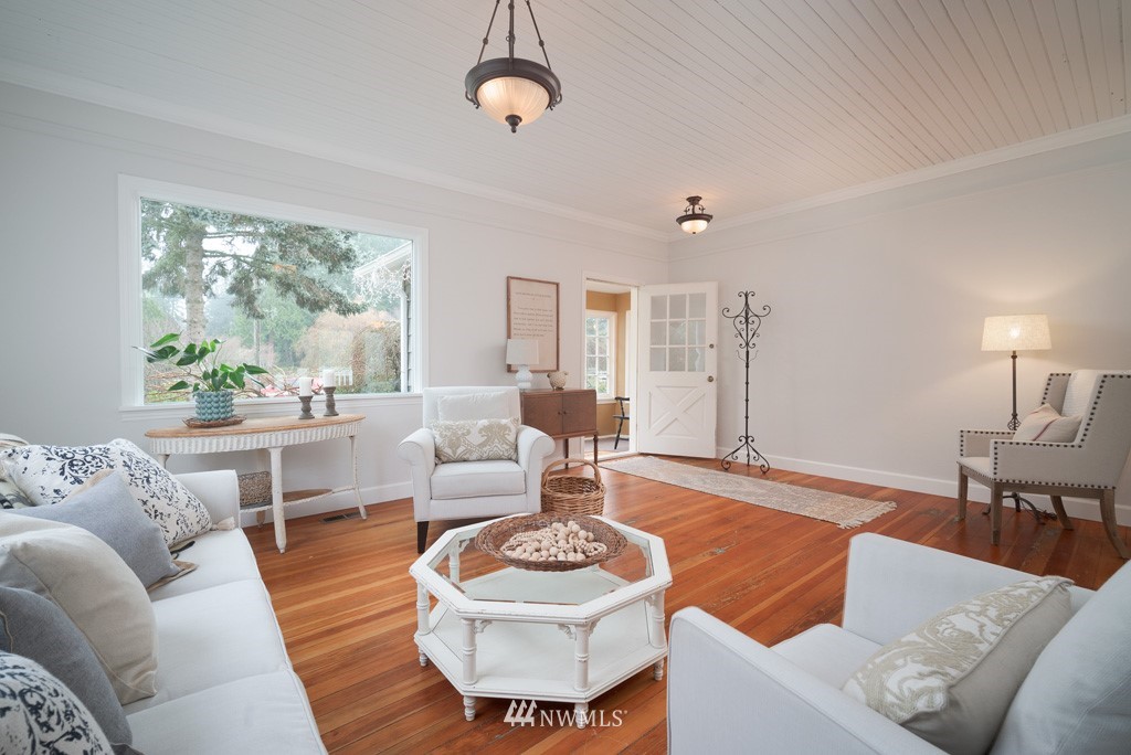 20981 Pugh Road Northeast Poulsbo, WA 98370 - Photo 5 of 40 Gallery Image 5